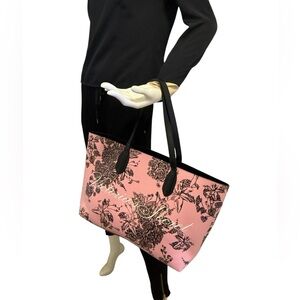 Victoria's Secret Floral Logo Tote Pink Floral Tote Bag. In new conditions
